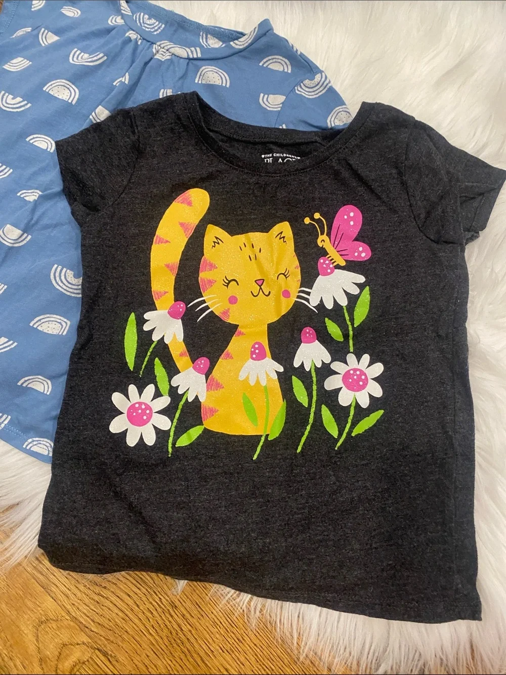 Lot 5, 5T Girls Short Sleeve Tees in Pink, Black, Yellow, Blue, leopard, cat